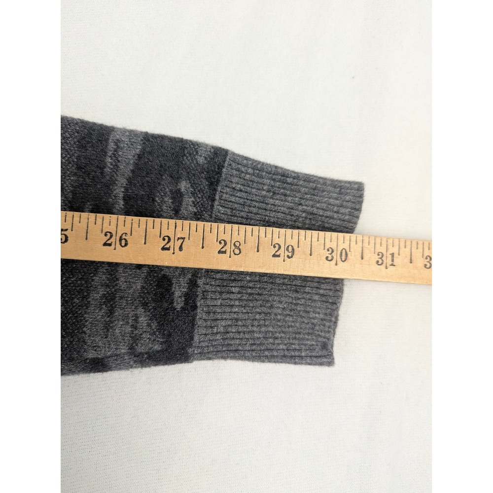 Obermeyer Mens Grey Camo Merino Wool Blend Crewneck Sweater Size M - Picture 13 of 14